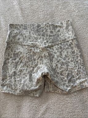 lululemon athletica Neutral Leopard-Print Bike Shorts